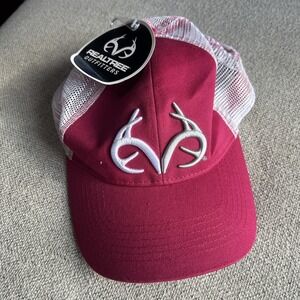 Realtree Women's Trucker Ball Cap NWT Embroidered‎ Antler Logo
